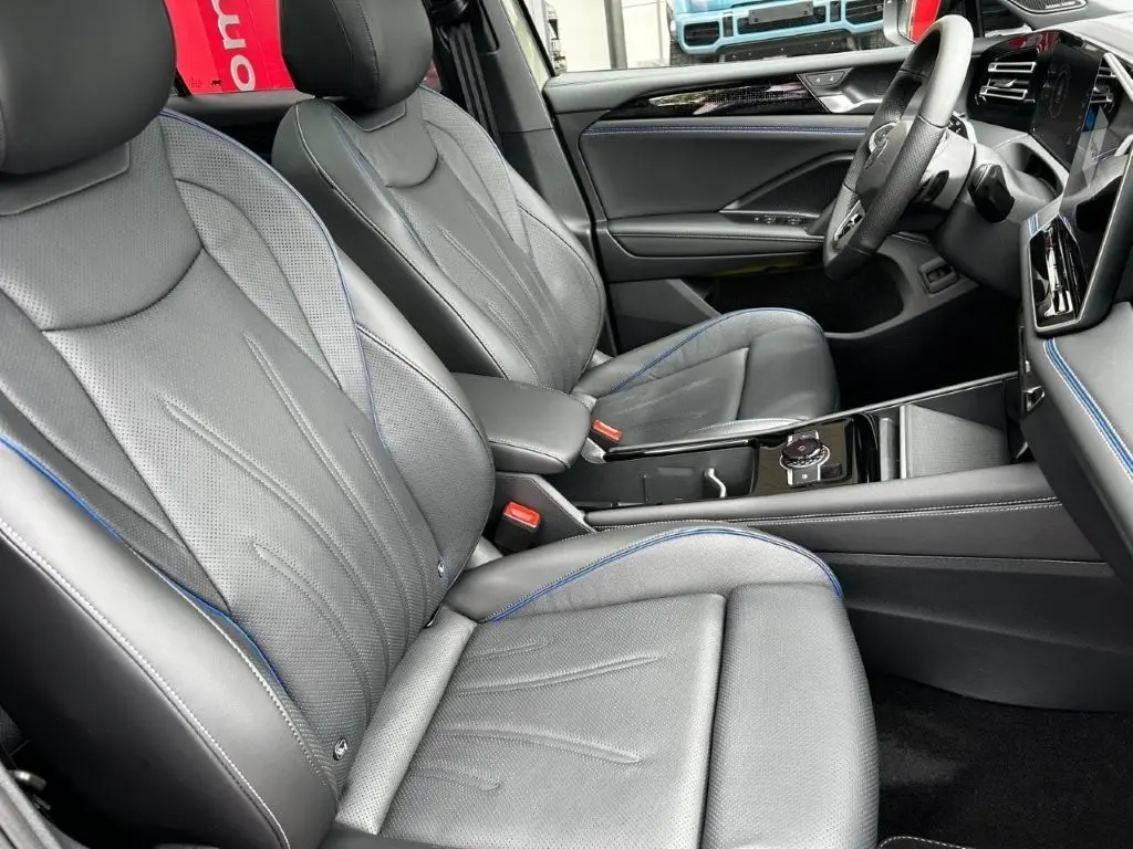 Volkswagen Tiguan 2.0 TDI R-Line/Matrix/AHK/HUD/Pano/Voll!! – 16