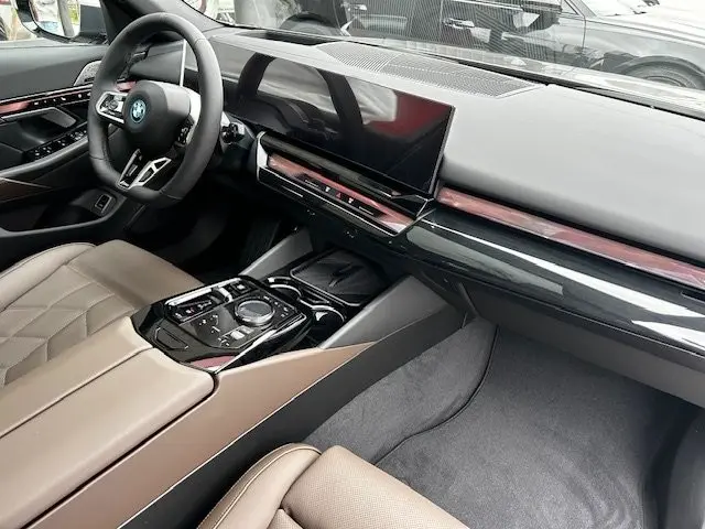 BMW 530e xDrive Touring/Pano/Bower/Assist/*UVP 93k – 13