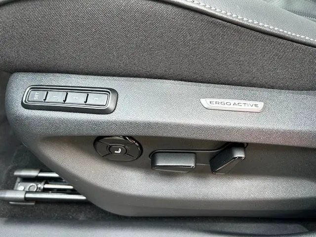 Volkswagen Tiguan 1.5eTSI R-Line/Matrix/AHK/Vollausstattung – 18