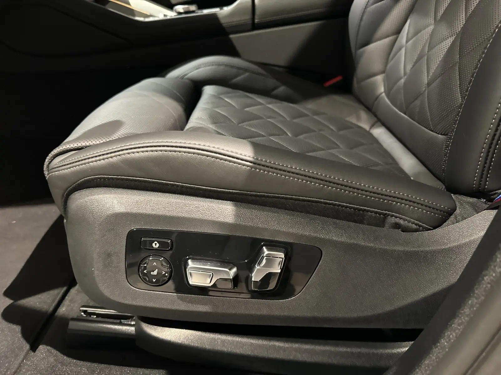 BMW X6 xDrive30d M Sport – 7