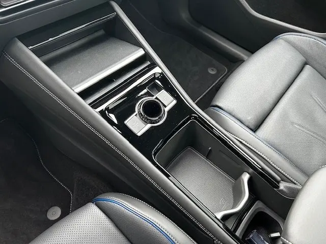 Volkswagen Tiguan 2.0TDI R-Line/Matrix/HUD/Vollausstattung – 18