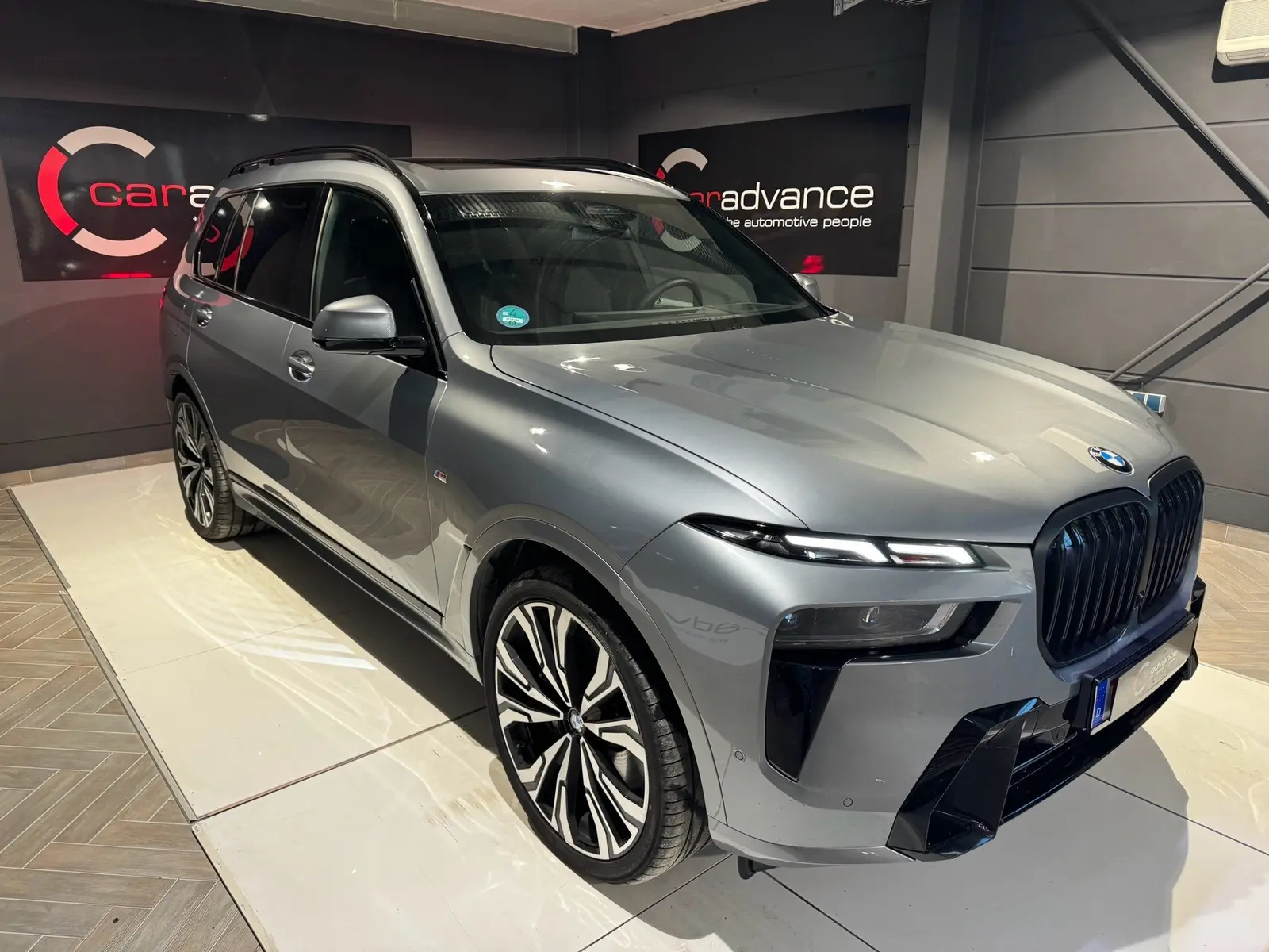 BMW X7 xDrive40d M Sport Pro "23" H&K – 3