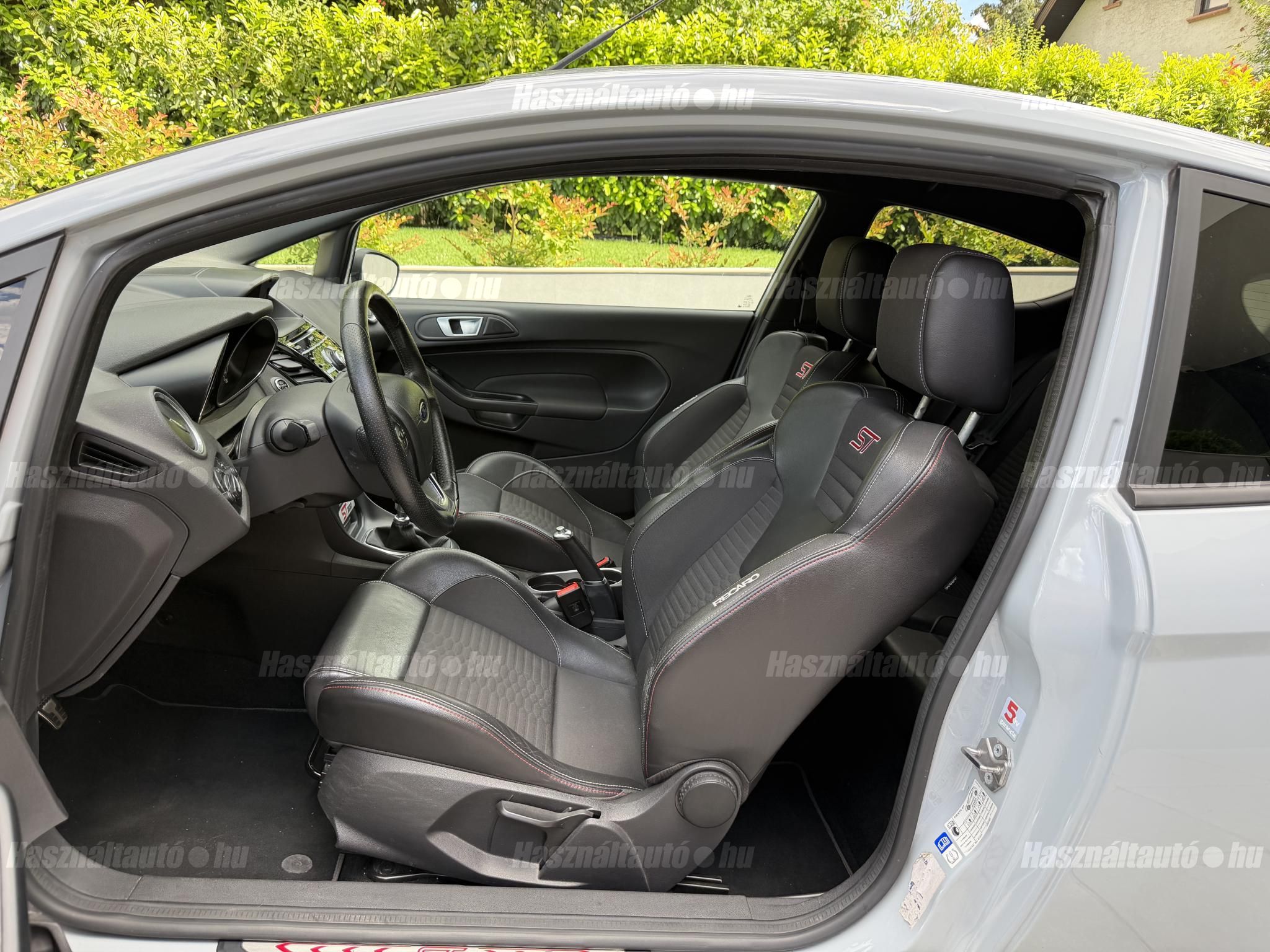 Ford Fiesta 1.6 GTDi ST200 – 8