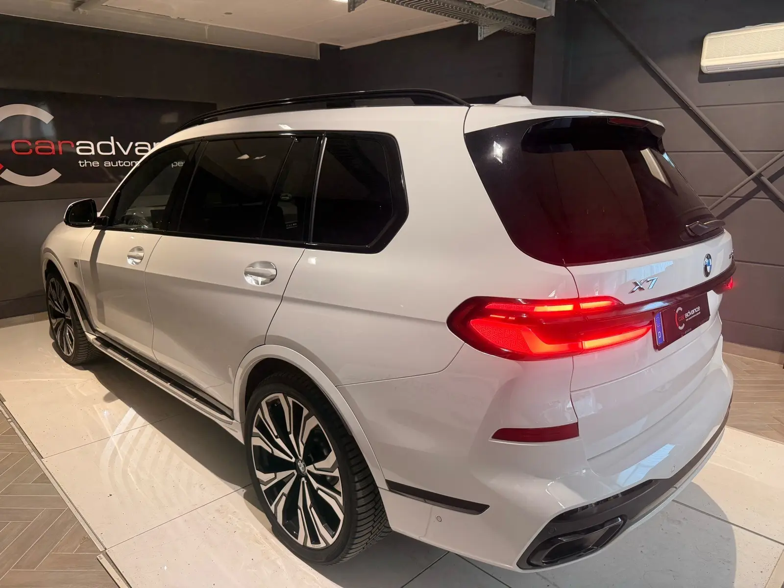 BMW X7 xDrive40d M Sport Pro "23" LUFT H&K – 7