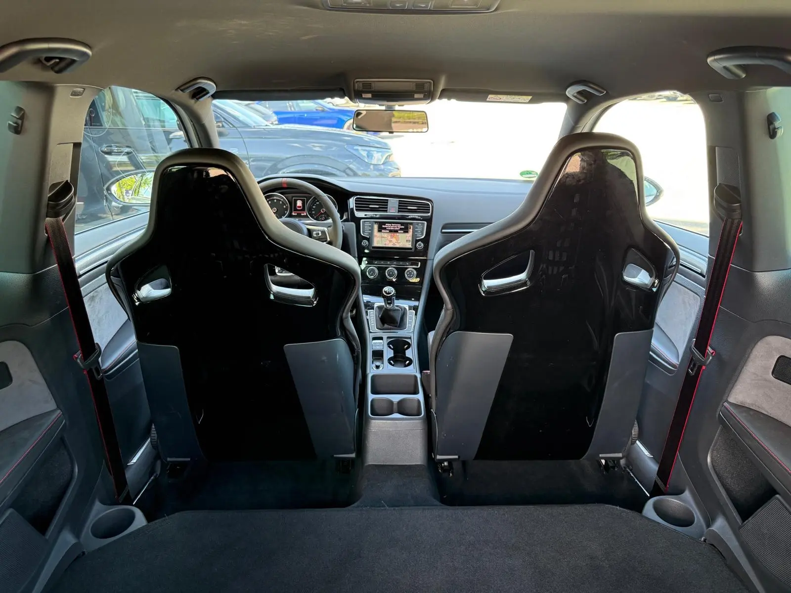 Volkswagen Golf GTI Clubsport S / 007 von 400 / ABT 370PS – 14
