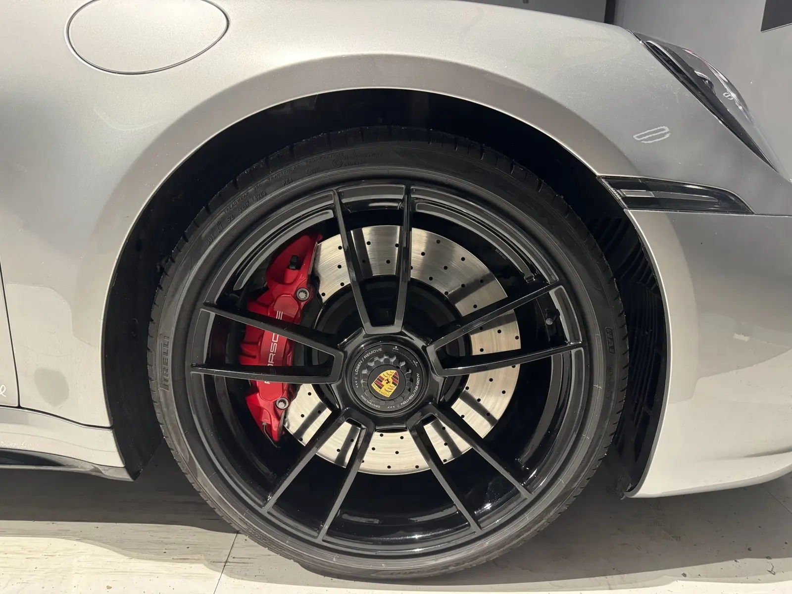 Porsche 911 Carrera GTS APPROVED*3*JAHRE/ VOLL LEDER – 17