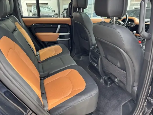 Land Rover 110 P400 X-Dynamic HSE/Black-Tan/Sperrdiff"/20'" – 12