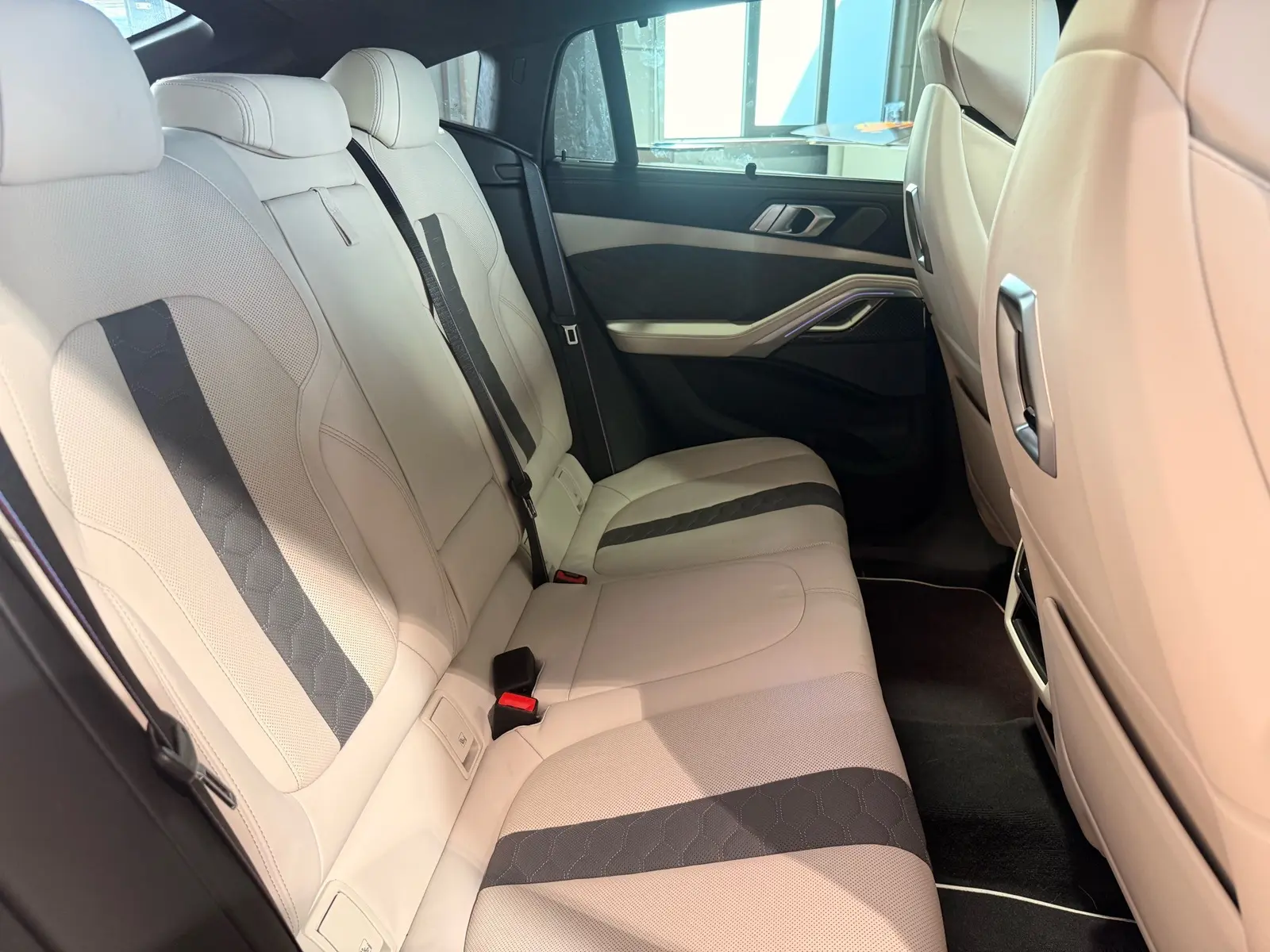 BMW X6 M Competition CARBON H&K "22" – 27