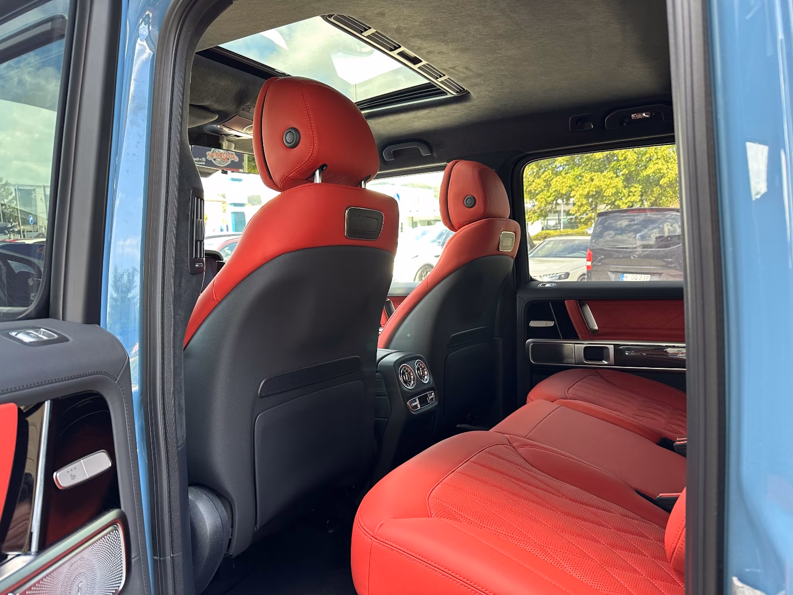 Mercedes-Benz G 63 AMG 4x4/Vintage Blue/Classic Red/Carbon... – 19