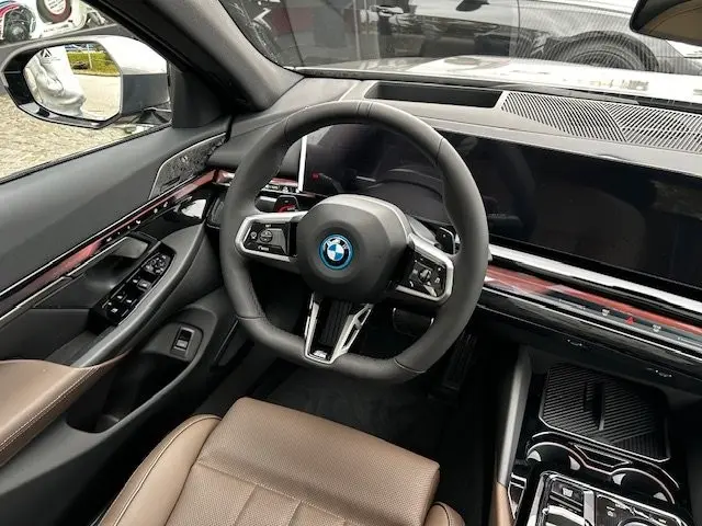 BMW 530e xDrive Touring/Pano/Bower/Assist/*UVP 93k – 12