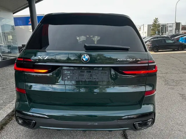 BMW X7 40d / BRITISH RACING GREEN, BROWN, B&W, FULL! – 7