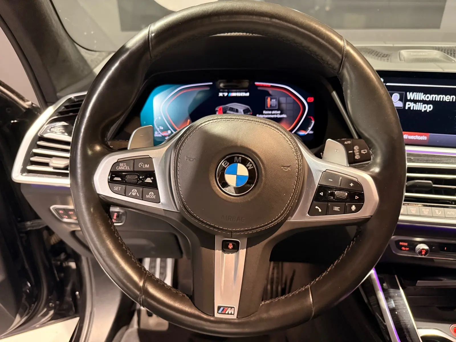 BMW X7 M50d M Sport Pro "22" B&W – 20