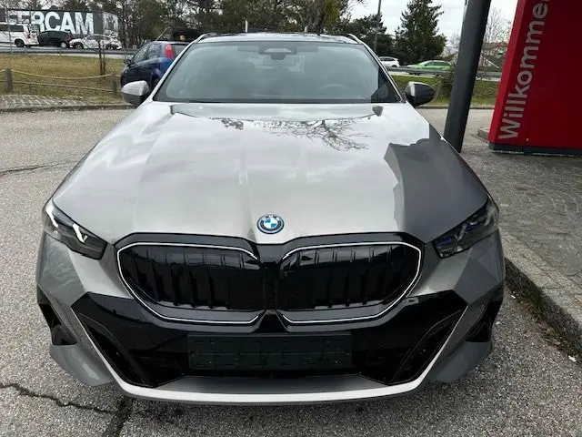 BMW 530e xDrive Touring/Pano/Bower/Assist/*UVP 93k – 3