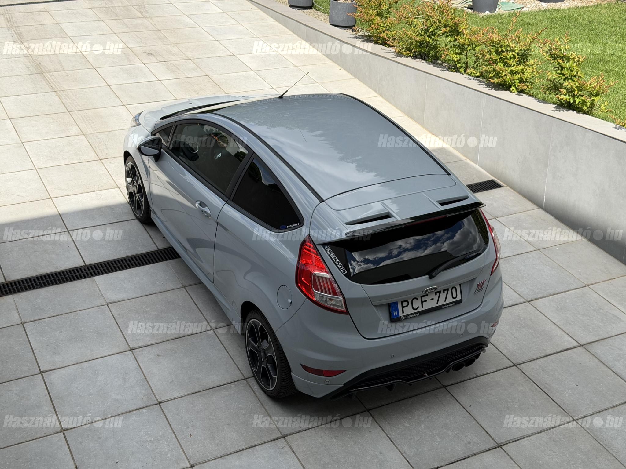Ford Fiesta 1.6 GTDi ST200 – 5