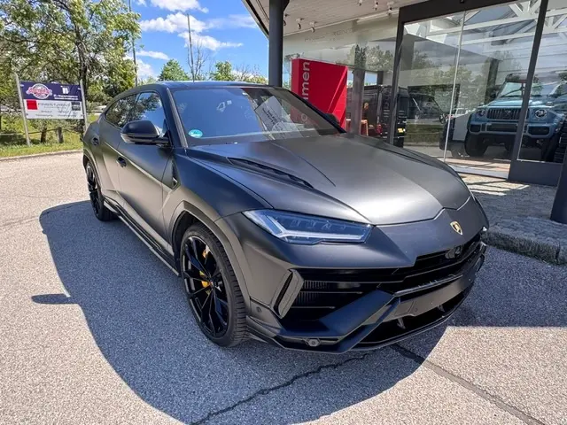 Lamborghini Urus S Nero-Matt/Black/23"/B&O/Garan
