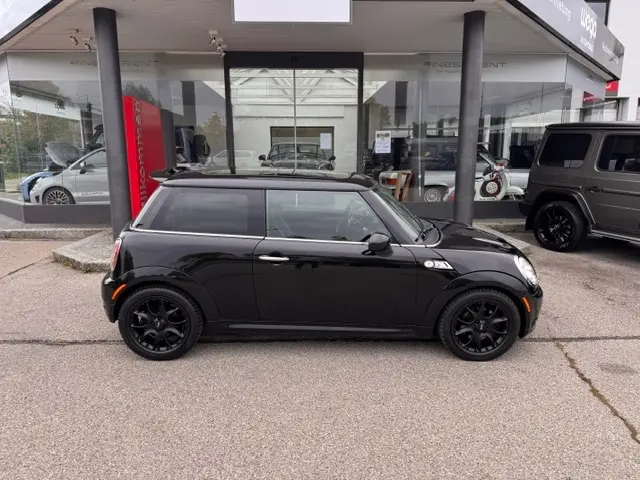 MINI Cooper S Navi/Leder/Pano/Automatik/H&K – 2