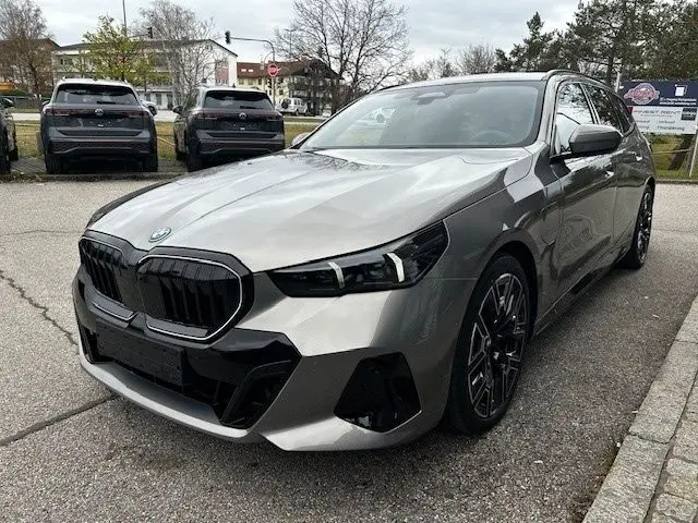 BMW 530e xDrive Touring/Pano/Bower/Assist/*UVP 93k – 4