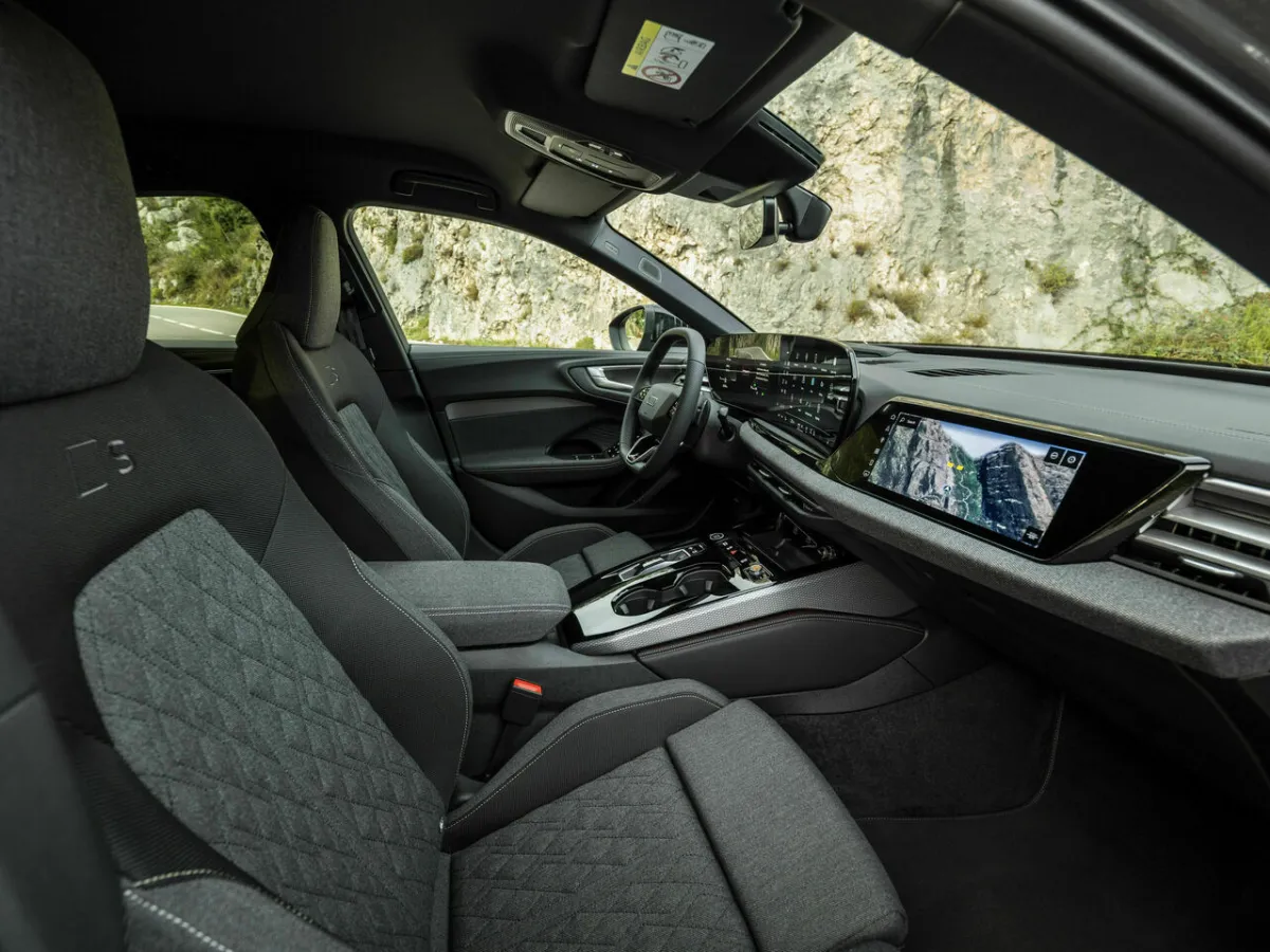 Sportovní sedadla Audi A5 Limousine