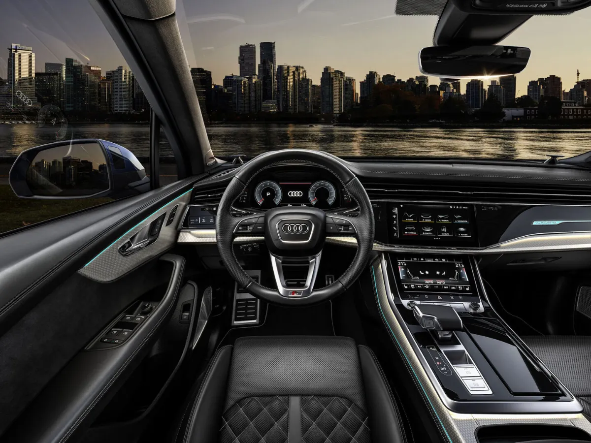 Interiér Audi Q7