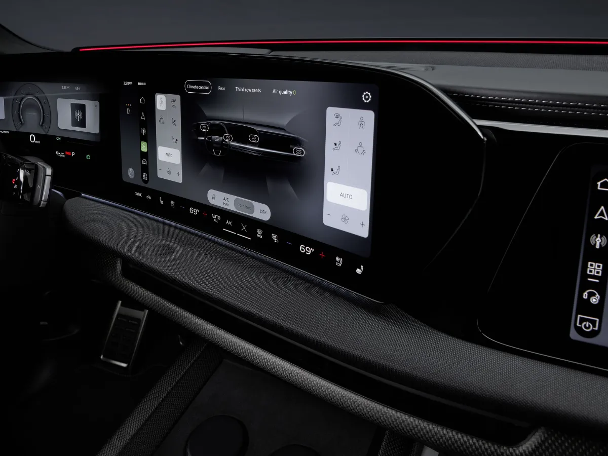 Audi Q9 interiér, přístrojová deska