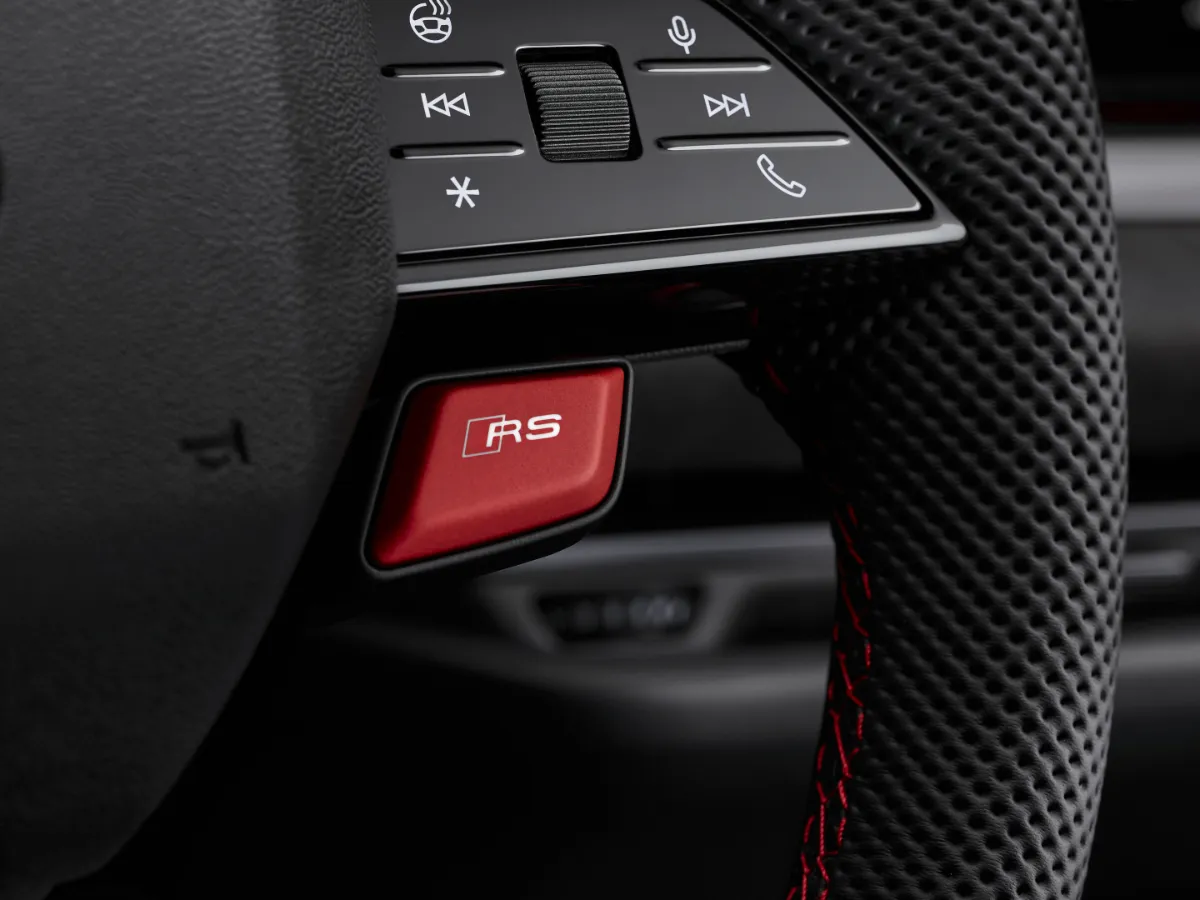 Audi RS 5 Avant Innenraum, Armaturenbrett