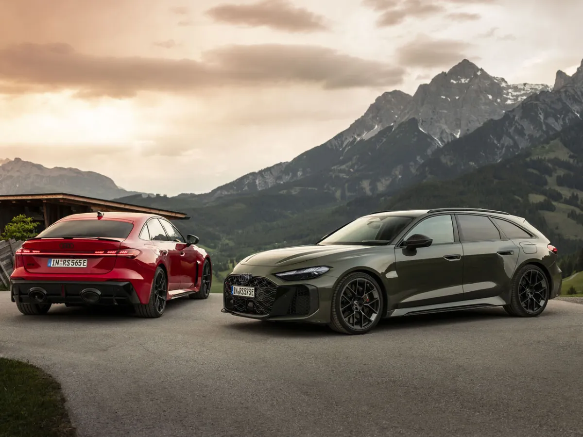 Audi RS 5 Limousine s RS 5 Avant