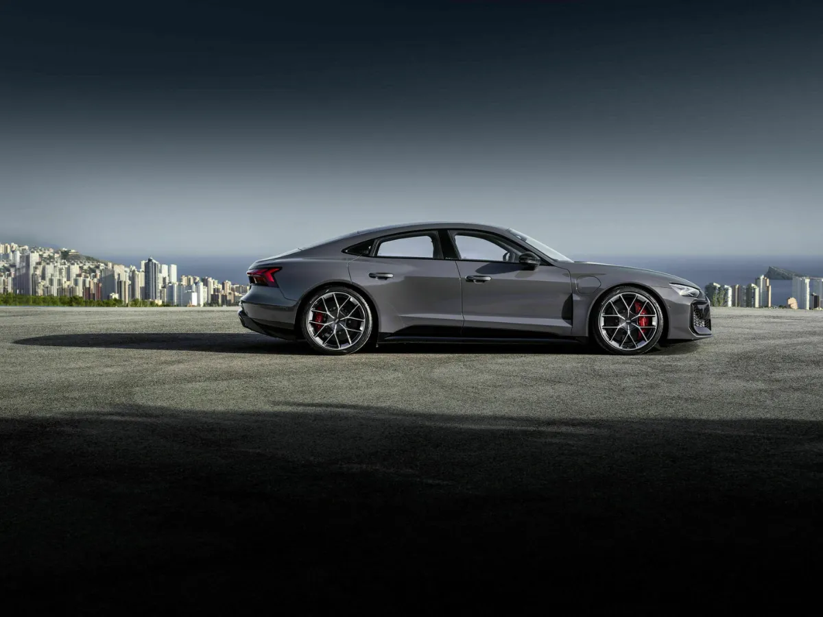 Nové Audi RS e-tron GT — individuální objednávka z Německa