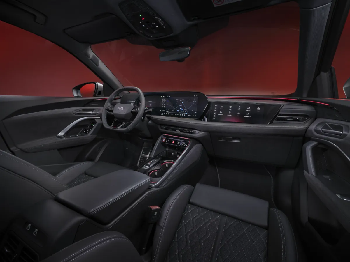 Interiér Audi SQ5 Sportback, přístrojová deska