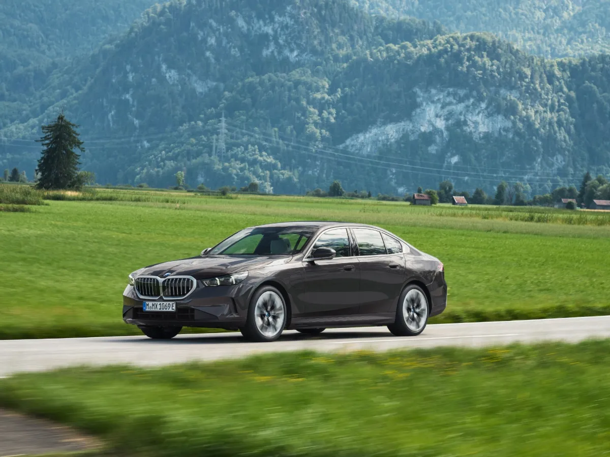 BMW 520i — nový vůz z Německa