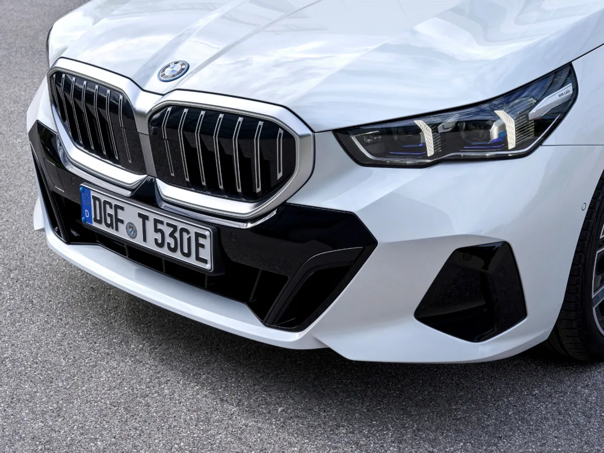 BMW řada 5 Touring 520d xDrive mieten