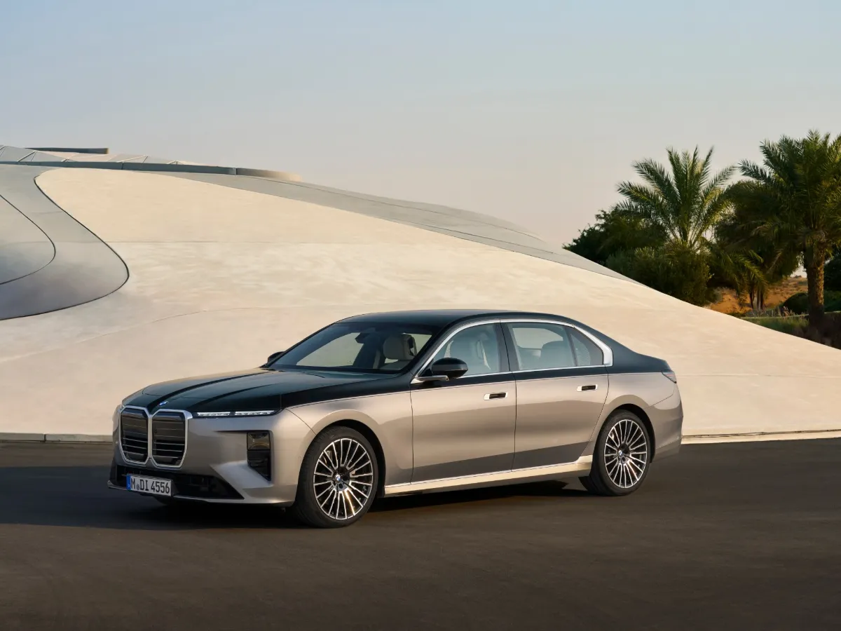 Nové BMW řady 7 — objednávka na míru z Německa