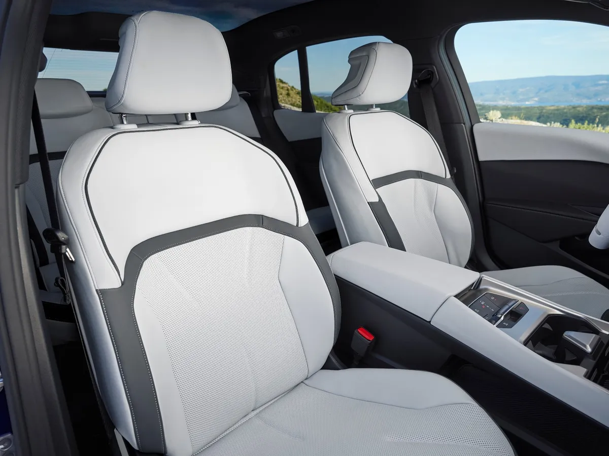 Kabina a sedadla BMW i3