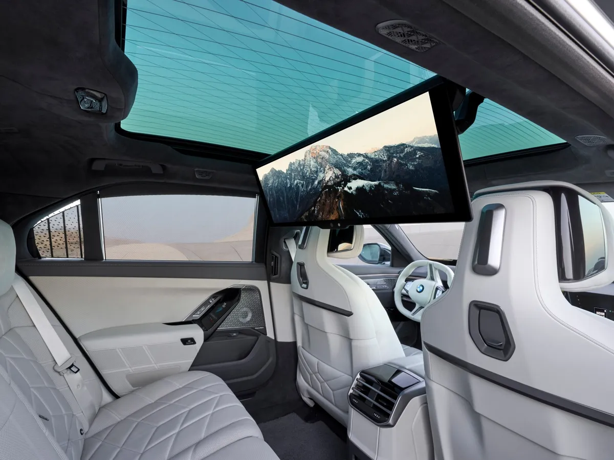 Kabina a sedadla BMW i7