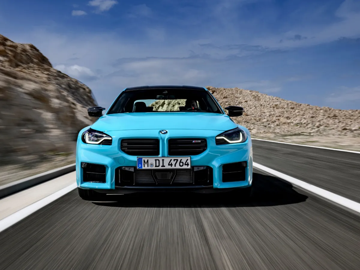 BMW M2 automat — nový vůz z Německa