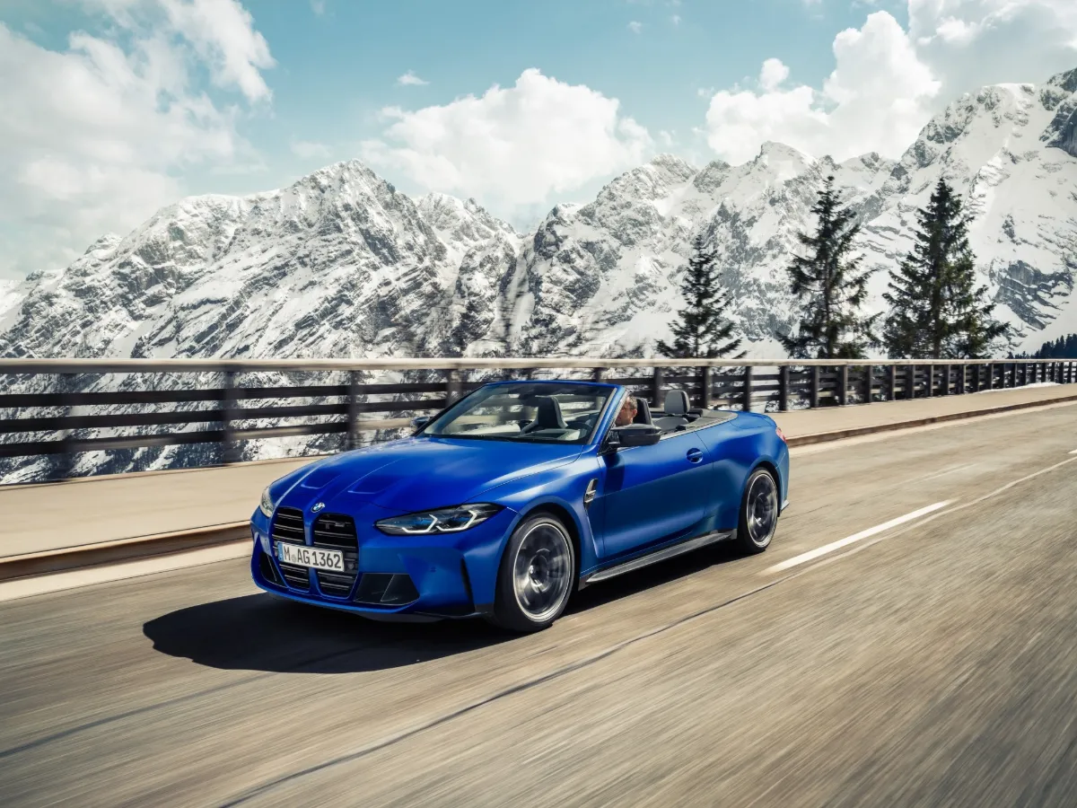 BMW M4 Cabrio in a snowy landscape