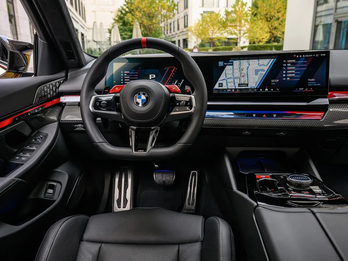 BMW M5 interior, dashboard