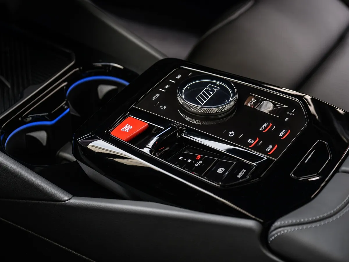 BMW M5 interior