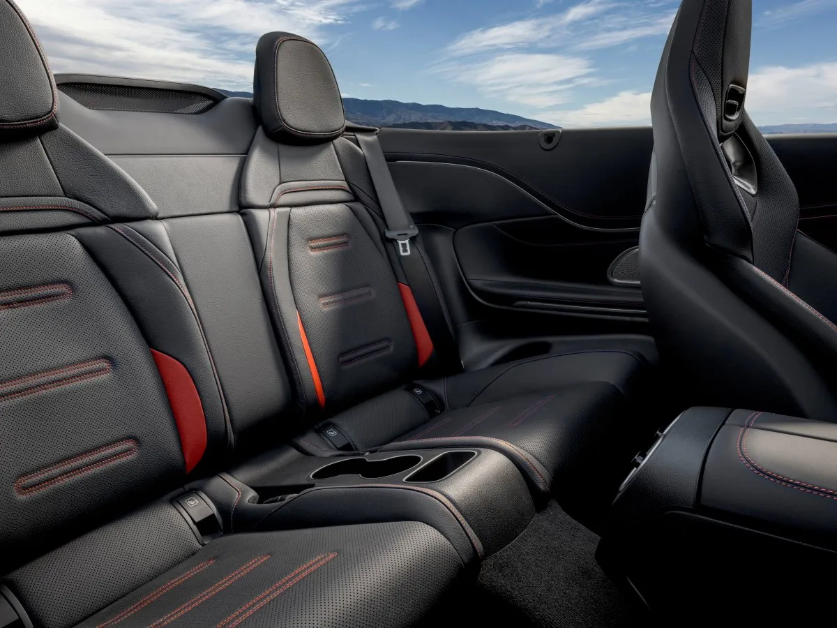 Mercedes-AMG CLE Cabrio – sportovní sedadla AMG