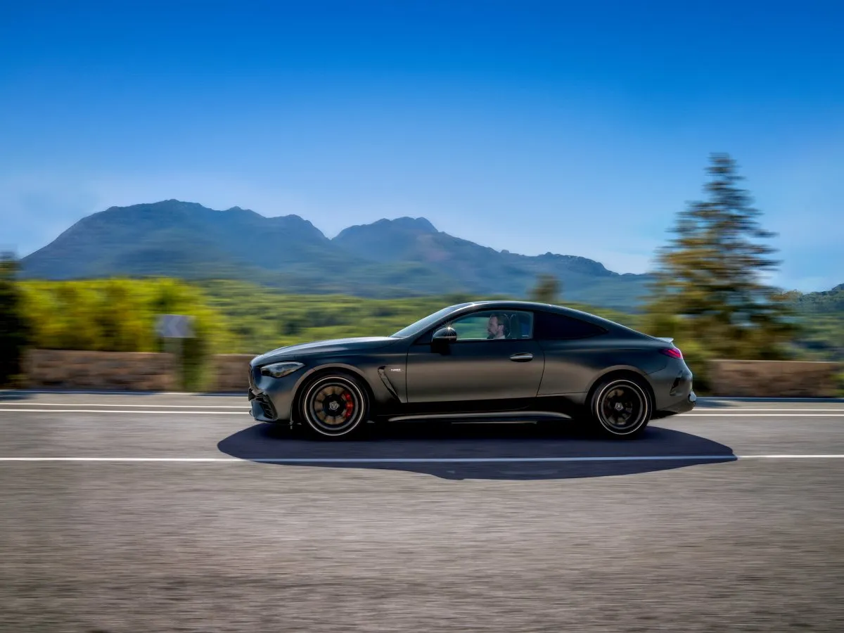 Mercedes-AMG CLE Coupé – boční pohled