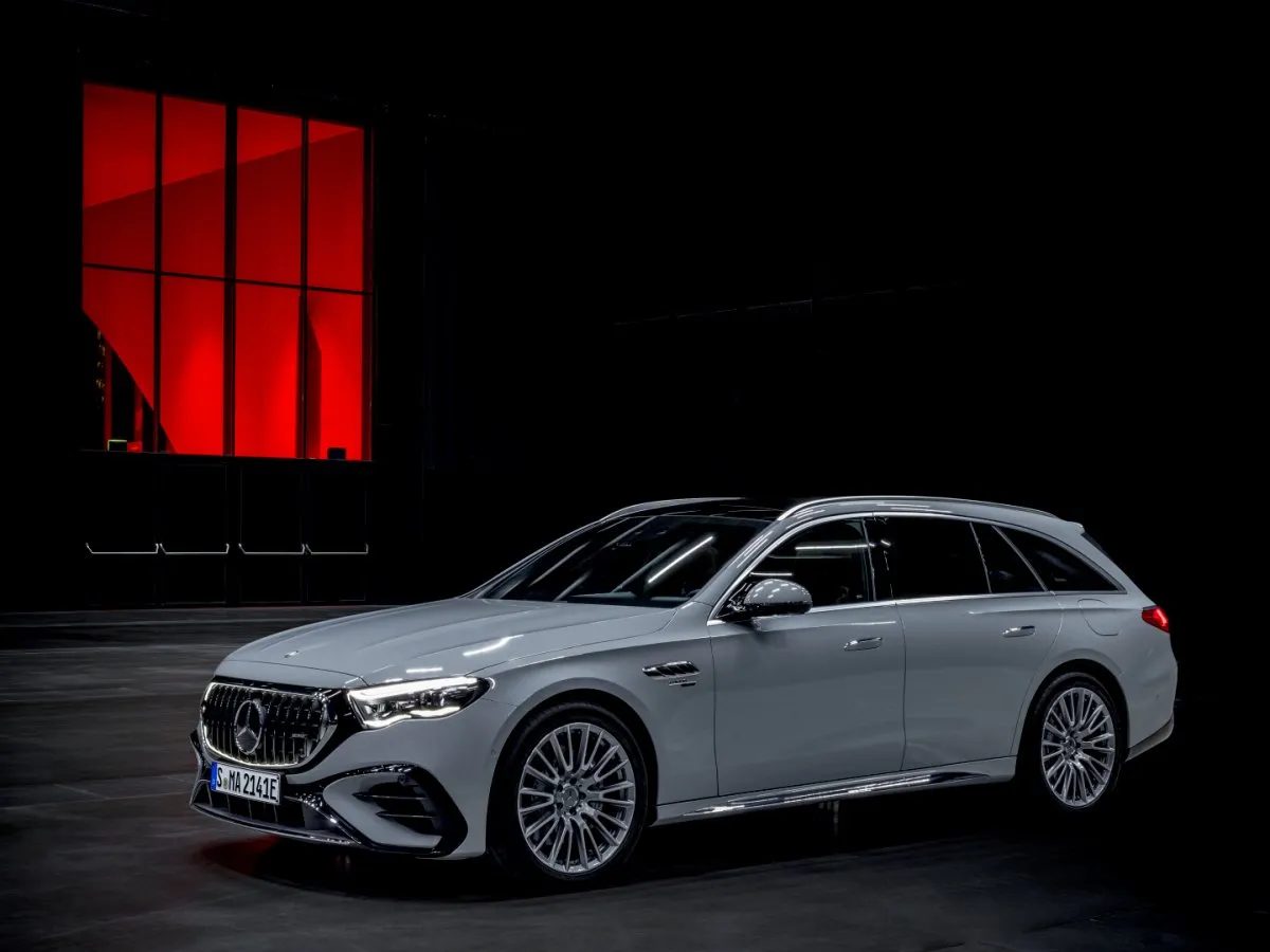 Mercedes-AMG třídy E T-Modell ve studiu