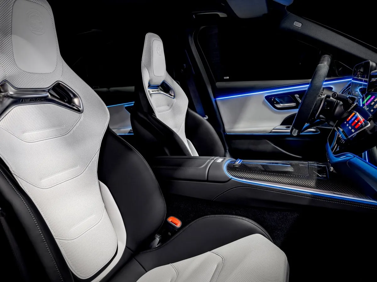 Mercedes-AMG třídy E T-Modell – sportovní sedadla AMG