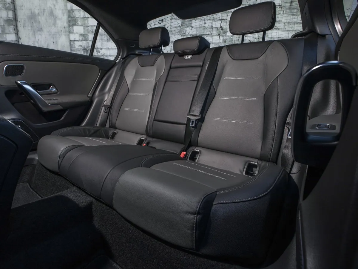 Mercedes-Benz A-Klasse Cockpit-Detail