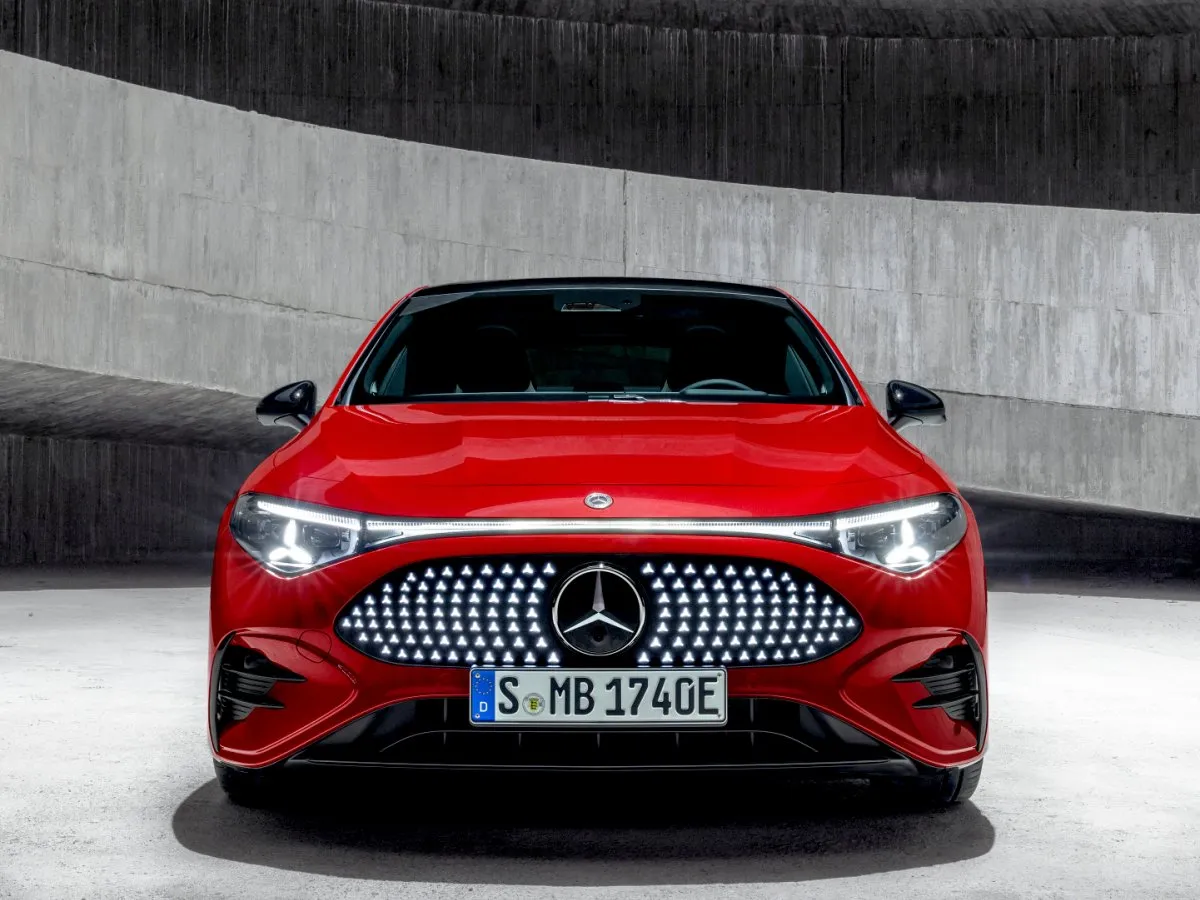 Pronájem Mercedes-Benz CLA — nové CLA v dlouhodobém pronájmu