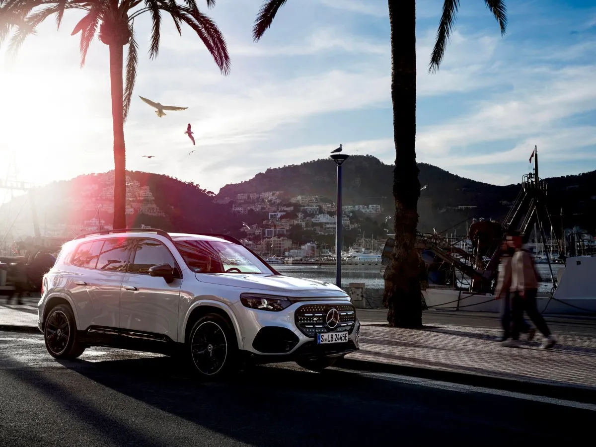 Mercedes-Benz GLB am Strand