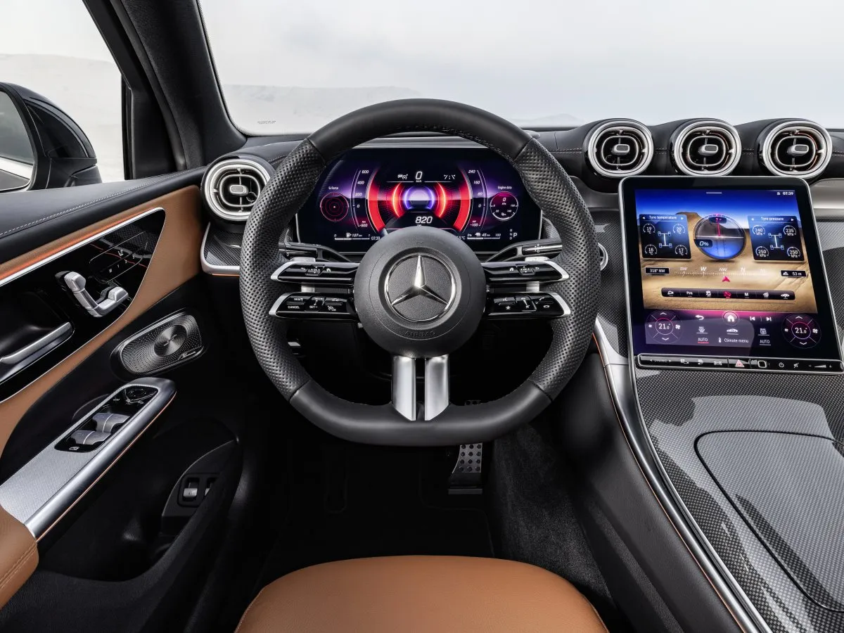 Mercedes-Benz GLC Coupé dashboard