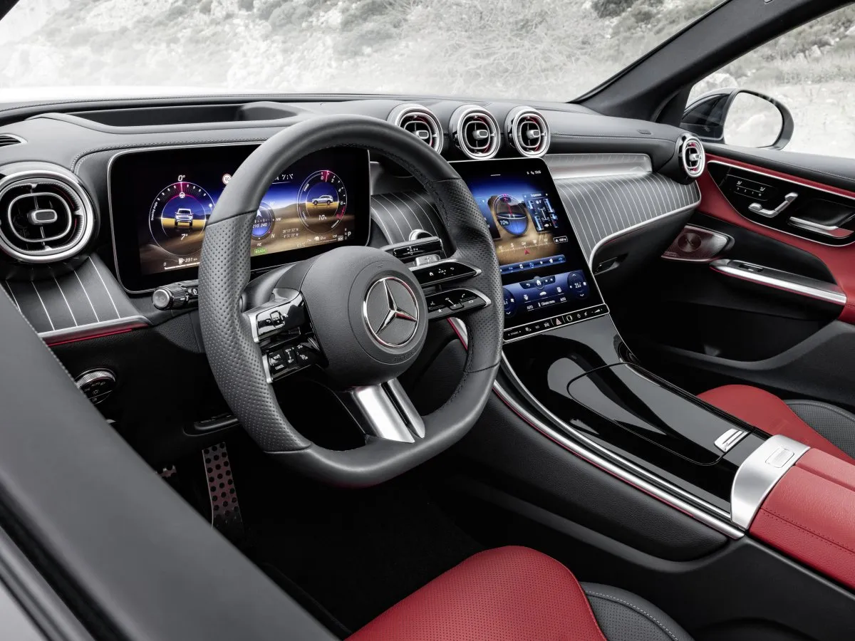 Mercedes-Benz GLC dashboard