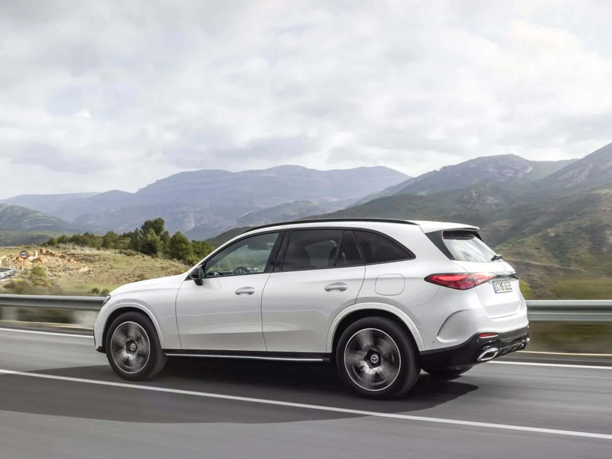 Mercedes-Benz GLC side view