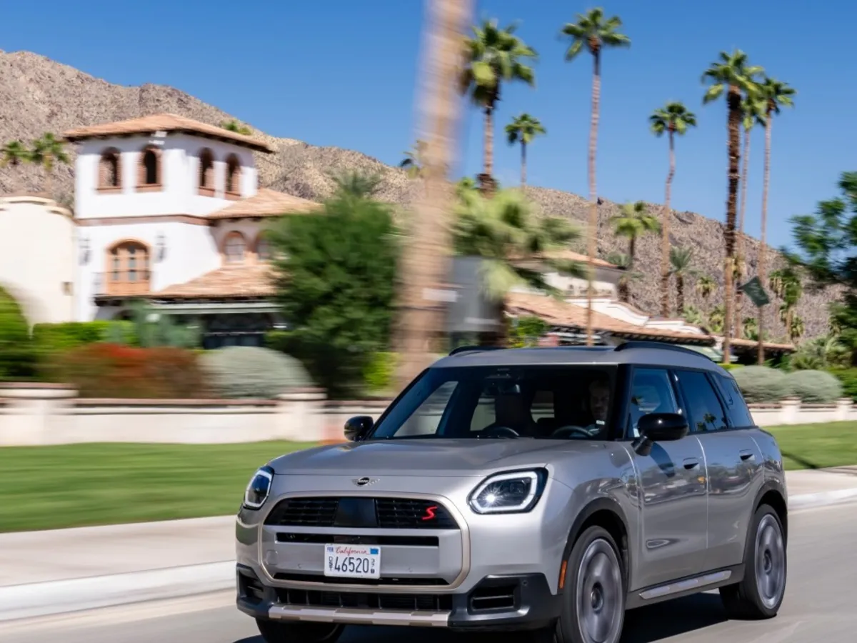 Nový MINI Countryman — objednávka na míru z Německa