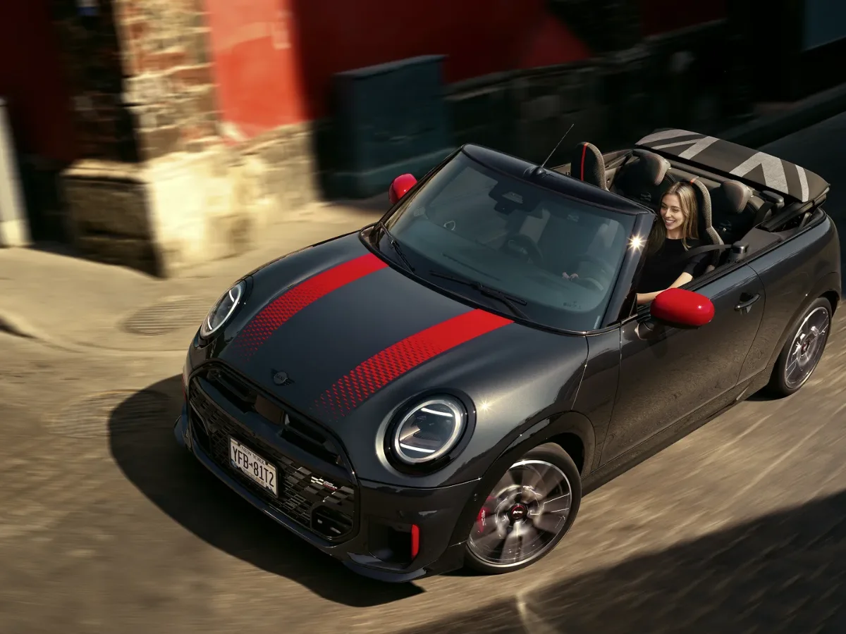 MINI John Cooper Works Cabrio exterior design
