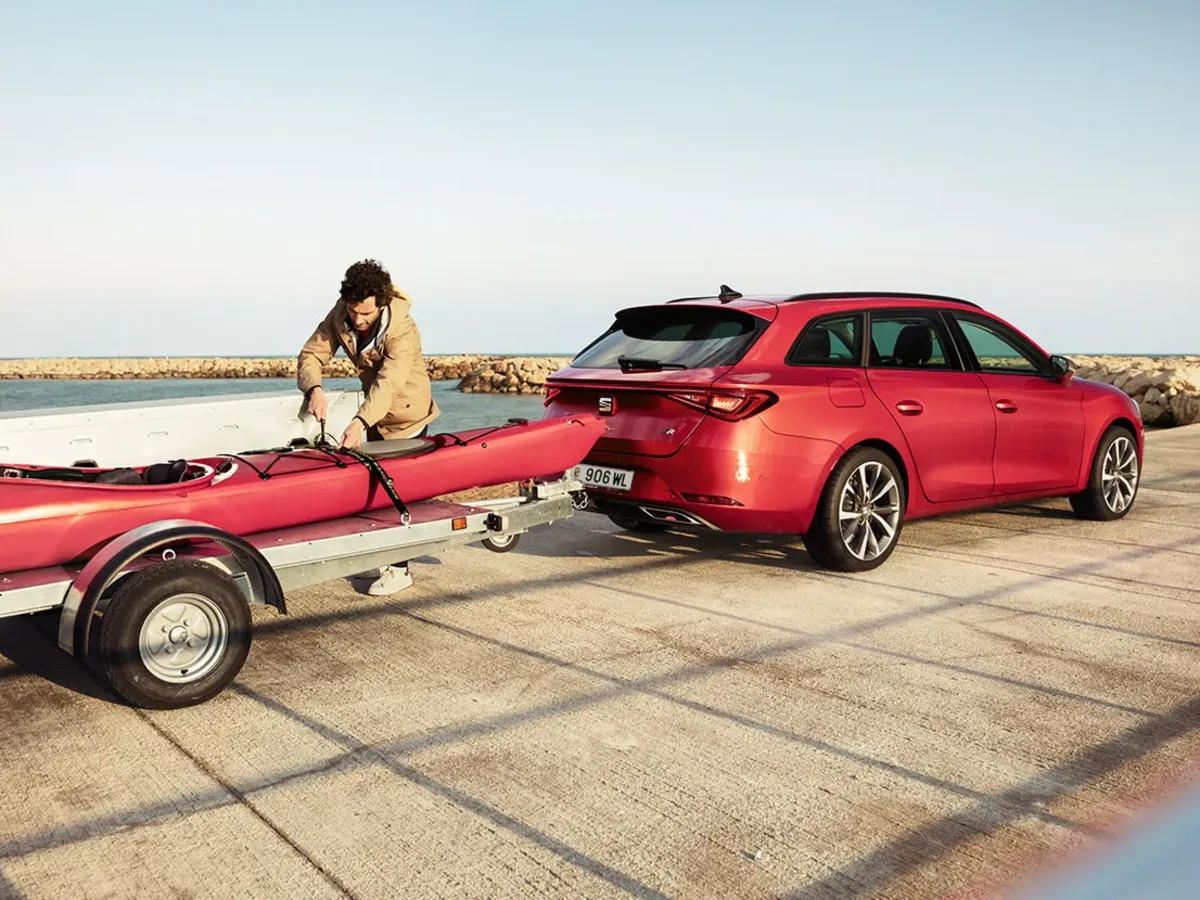 SEAT Leon Sportstourer s přívěsem